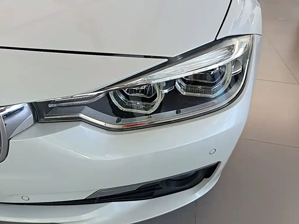 BMW 3 Series — миниатюра 24