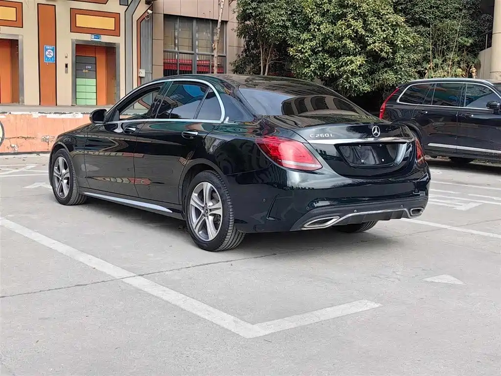 MERCEDES-BENZ C CLASS