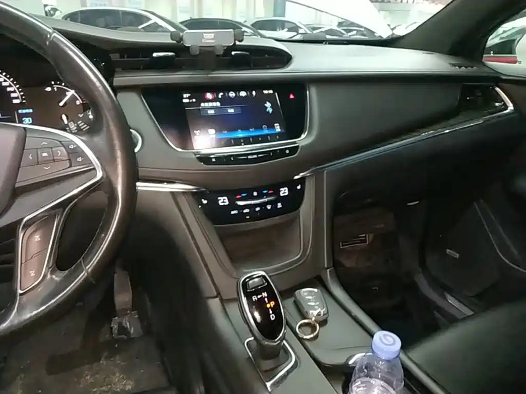 Cadillac XT5 — миниатюра 13