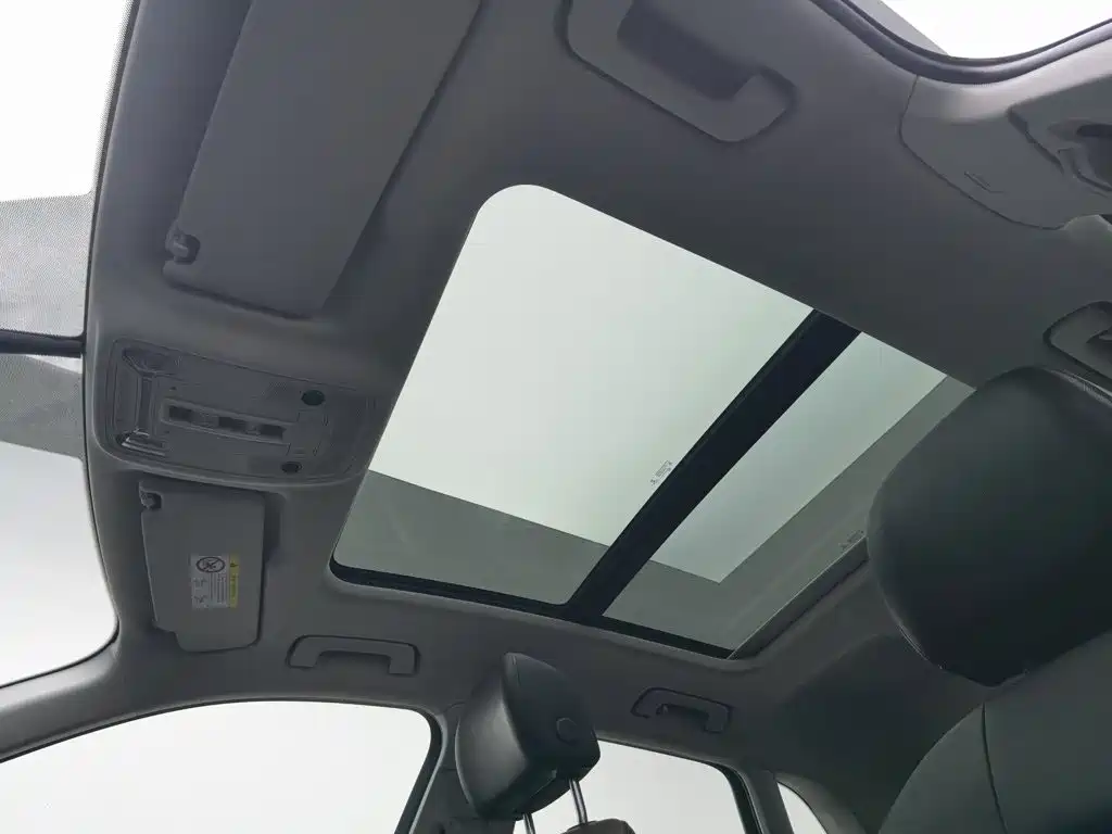 Audi Q3 — миниатюра 14