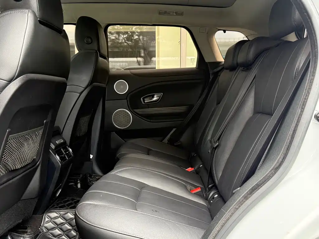 Land Rover Evoque — миниатюра 7