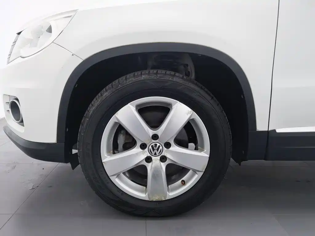 Volkswagen Tiguan — миниатюра 17