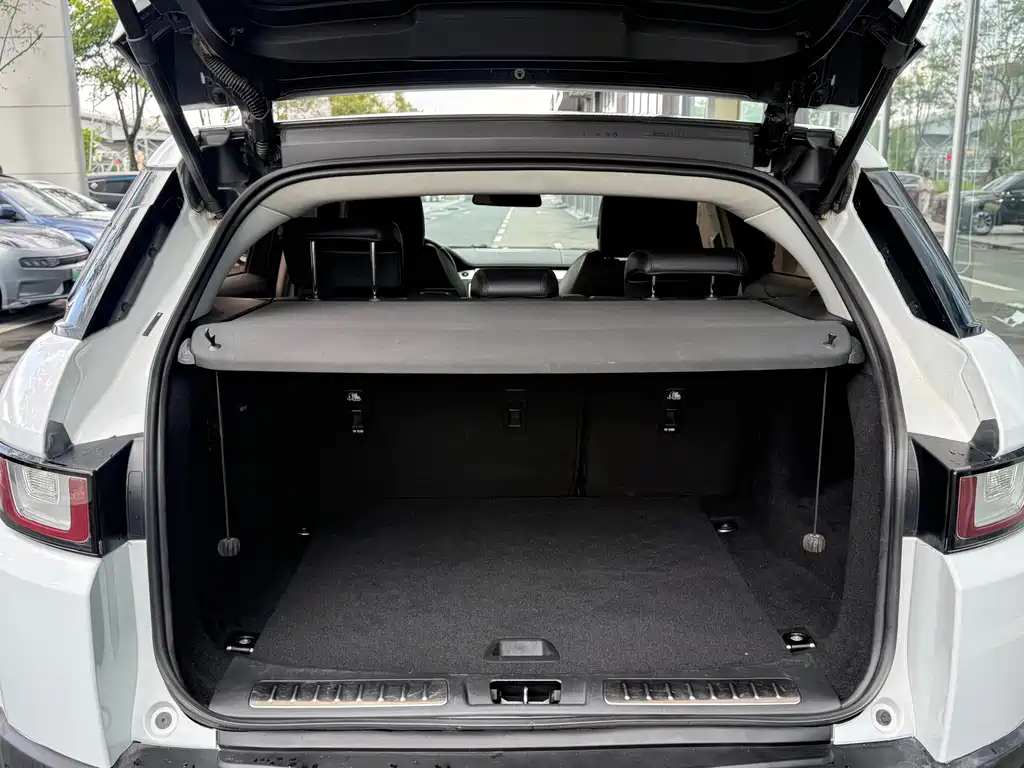 Land Rover Evoque — миниатюра 11