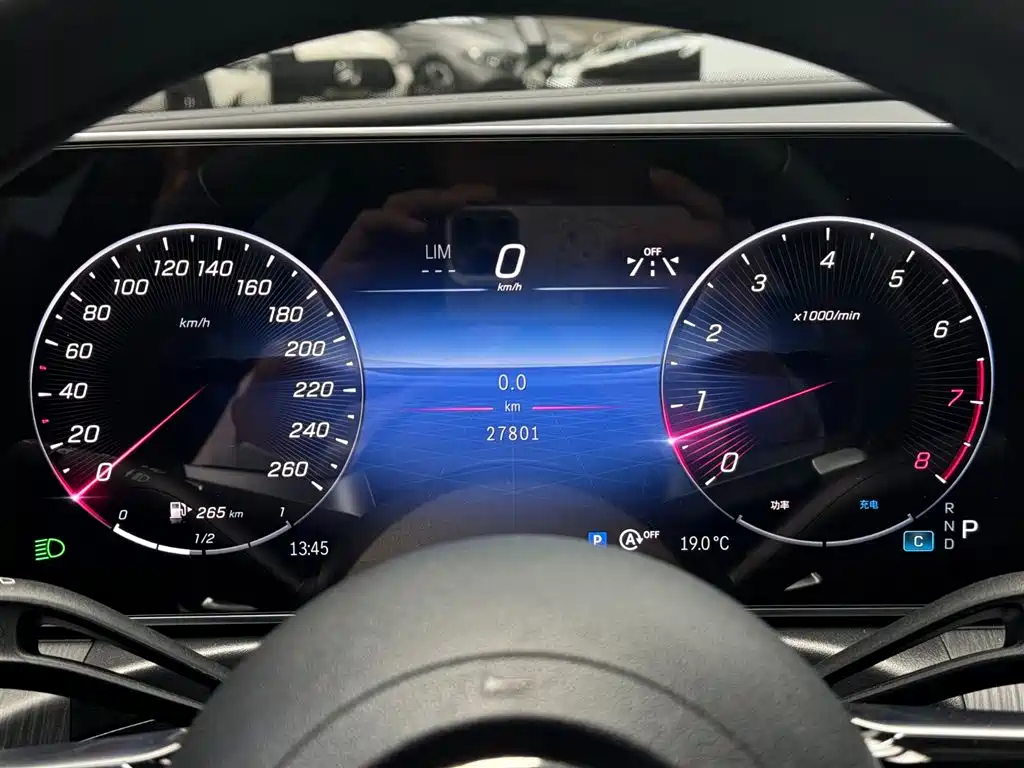 MERCEDES-BENZ C CLASS