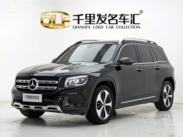 MERCEDES-BENZ GLB