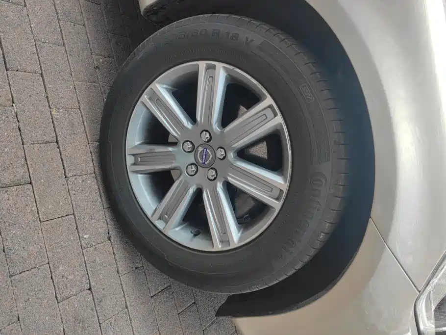 Volvo XC60 — миниатюра 6