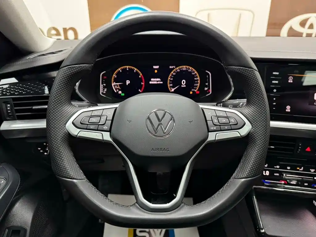 Volkswagen Passat — миниатюра 11