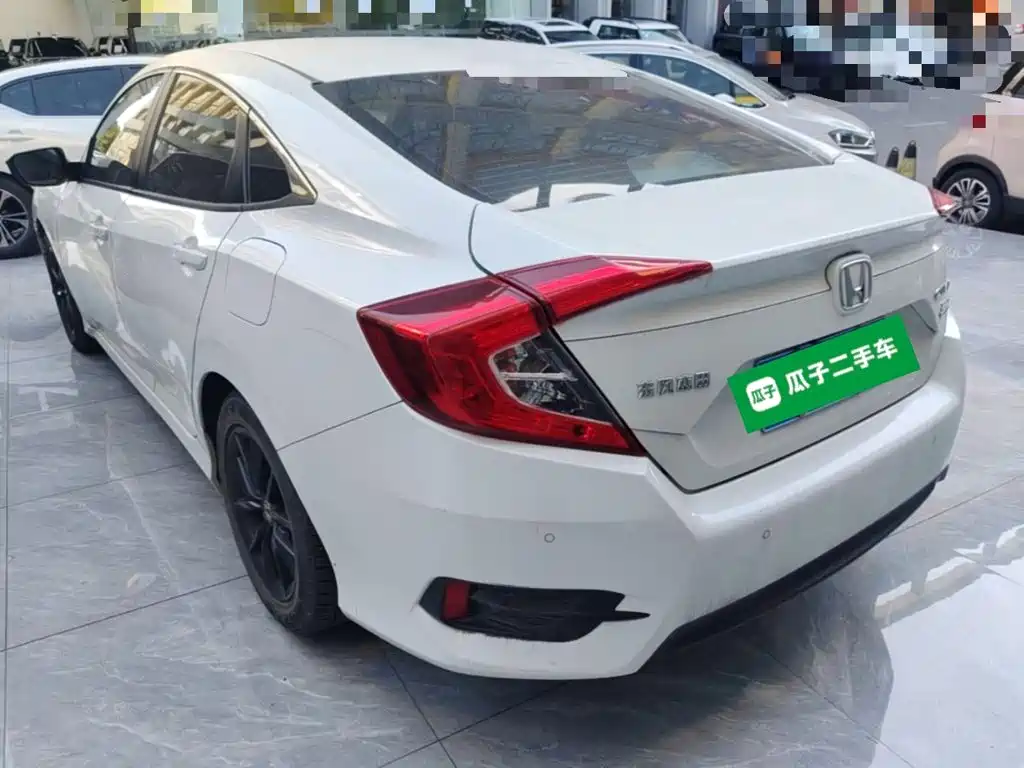 Honda Civic — миниатюра 5