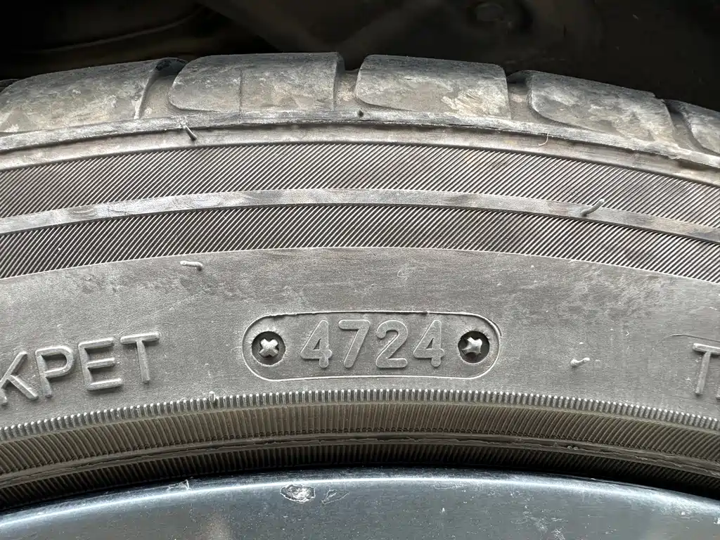 Tesla Model Y — миниатюра 31