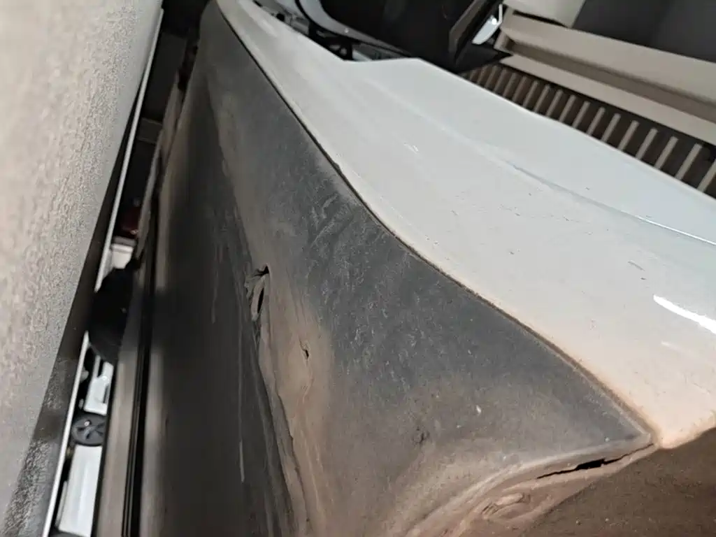 Tesla Model 3 — миниатюра 22
