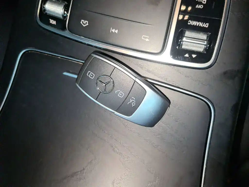 Mercedes-Benz C-Class — миниатюра 9