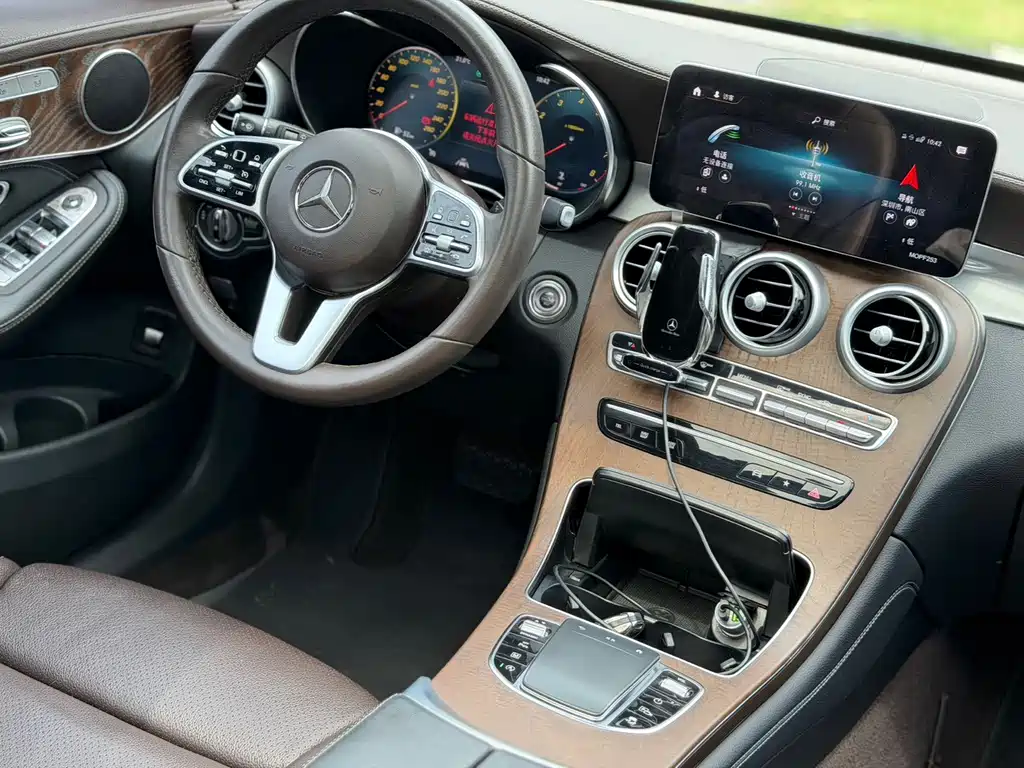 Mercedes-Benz GLC — миниатюра 9
