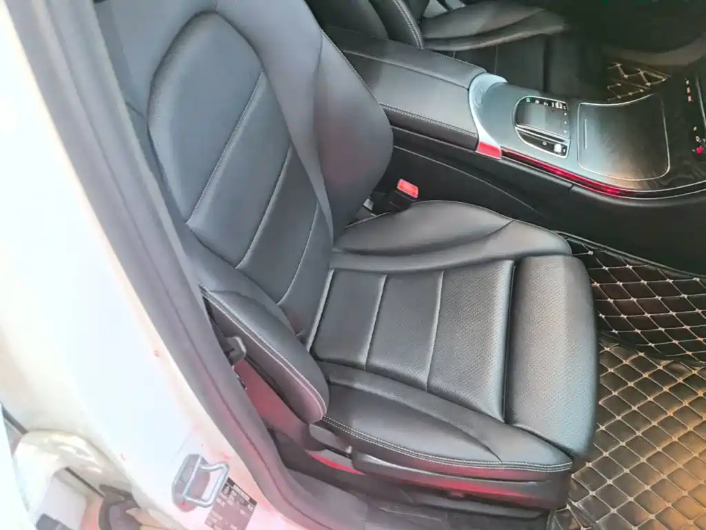 Mercedes-Benz C-Class — миниатюра 25