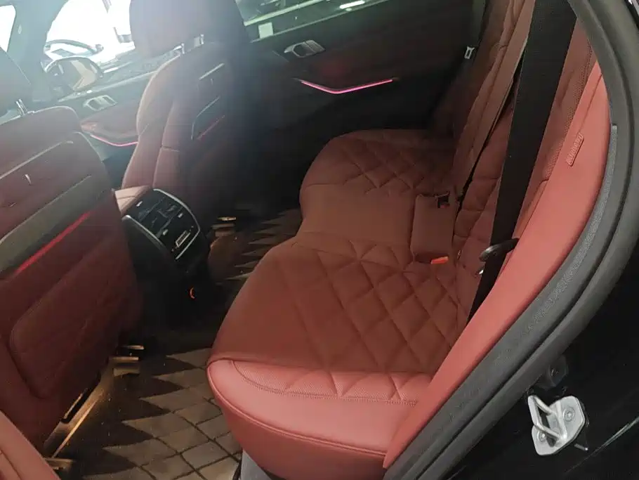 BMW X5 — миниатюра 11