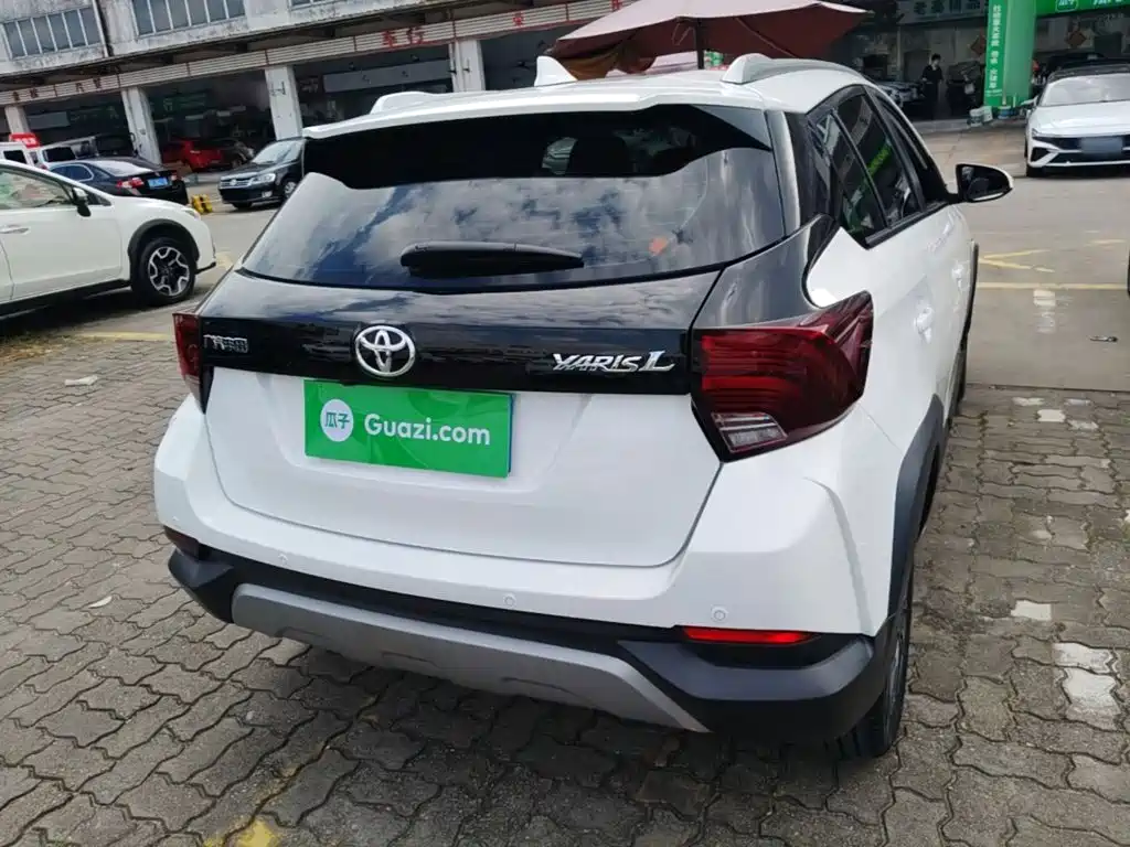 Toyota Yaris L — миниатюра 6