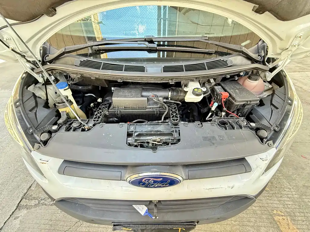 Ford Transit — миниатюра 20