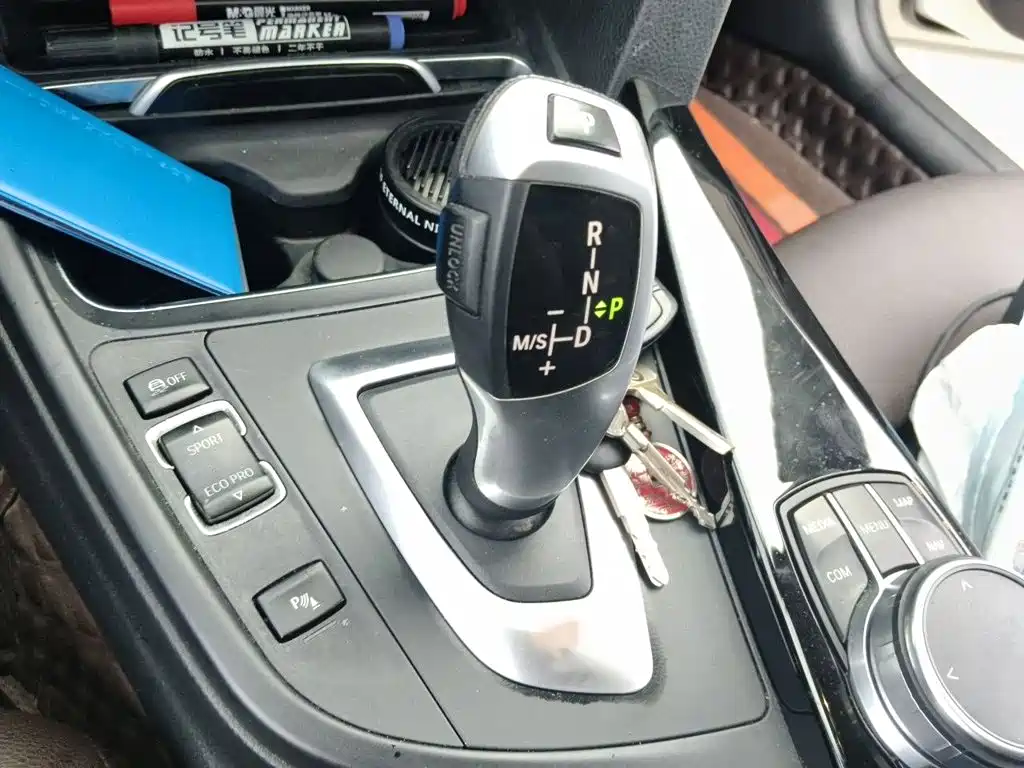 BMW 3 Series — миниатюра 7