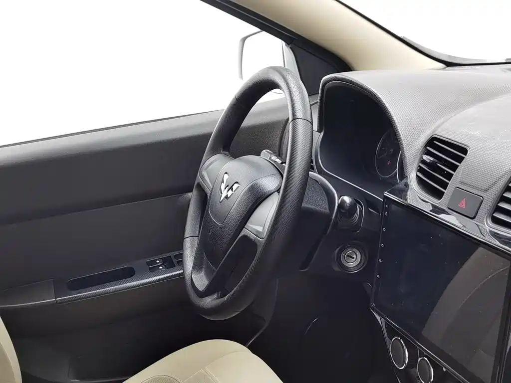 Wuling Hongguang — миниатюра 6