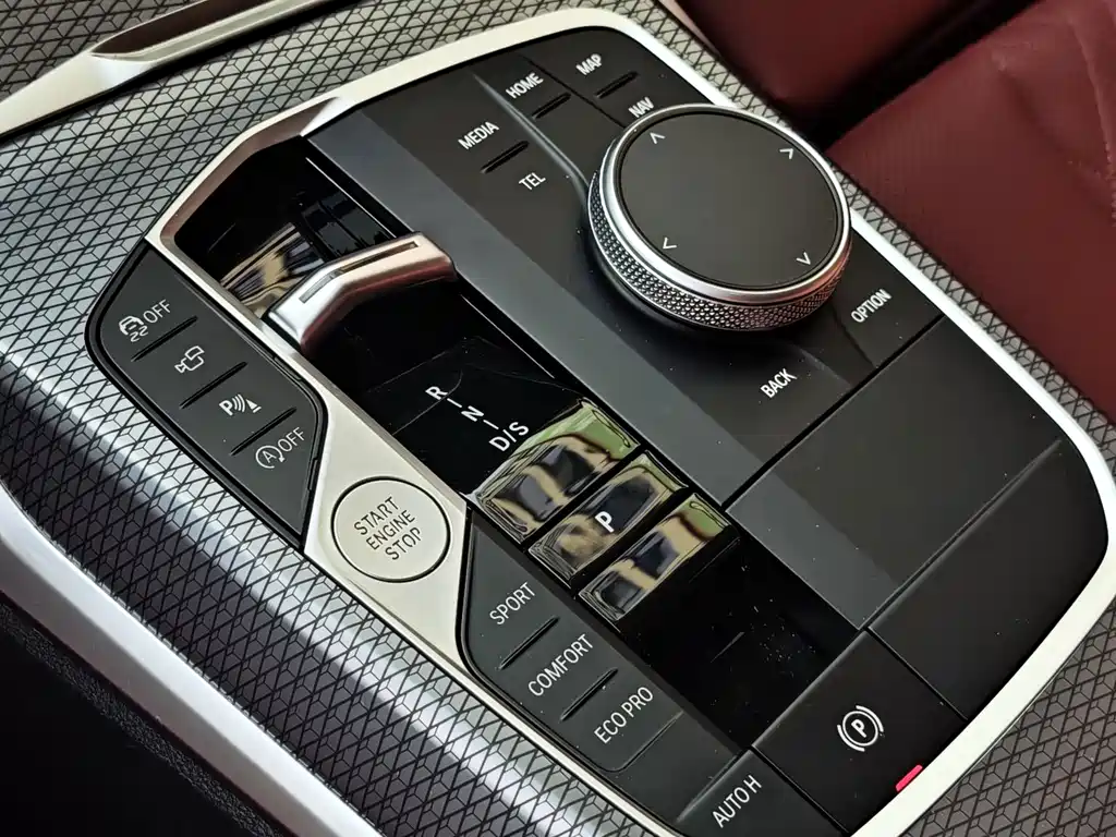 BMW 3 Series — миниатюра 16