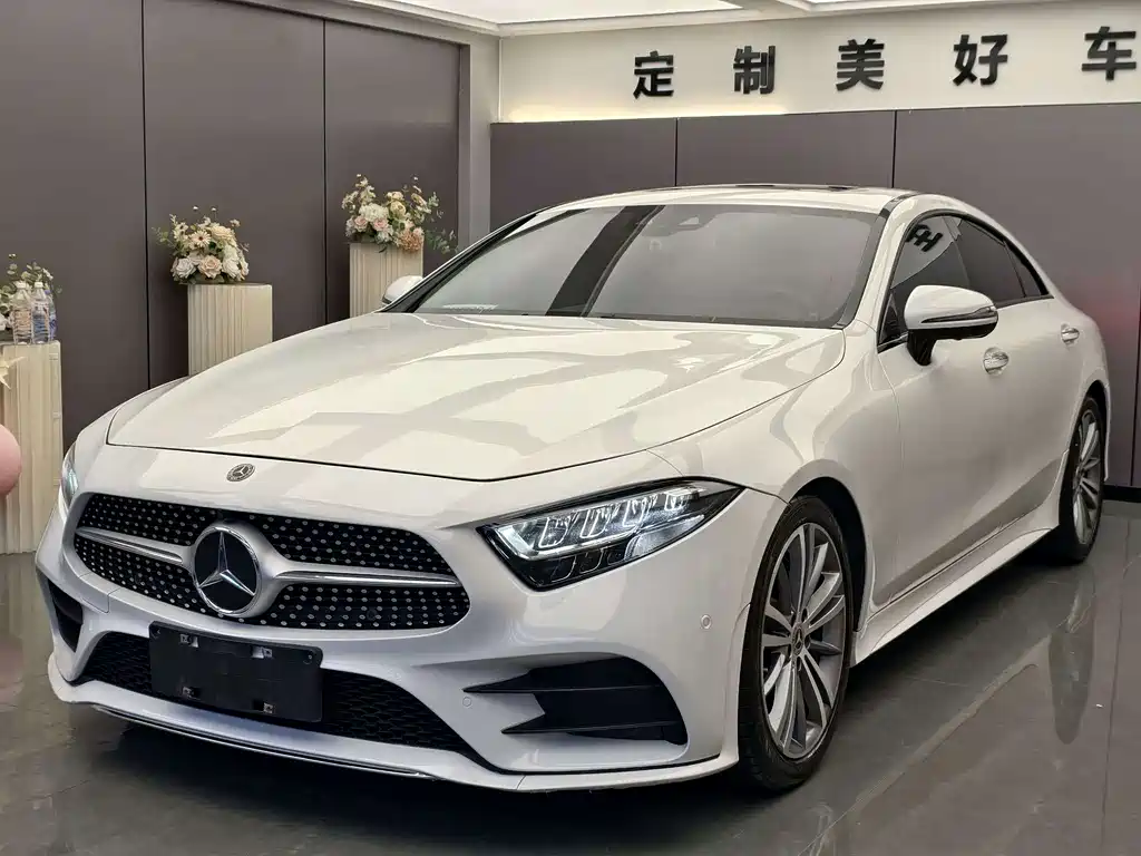 MERCEDES-BENZ CLS