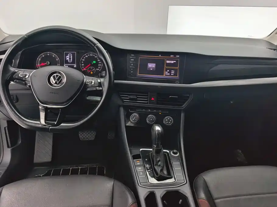 Volkswagen Bora — миниатюра 12