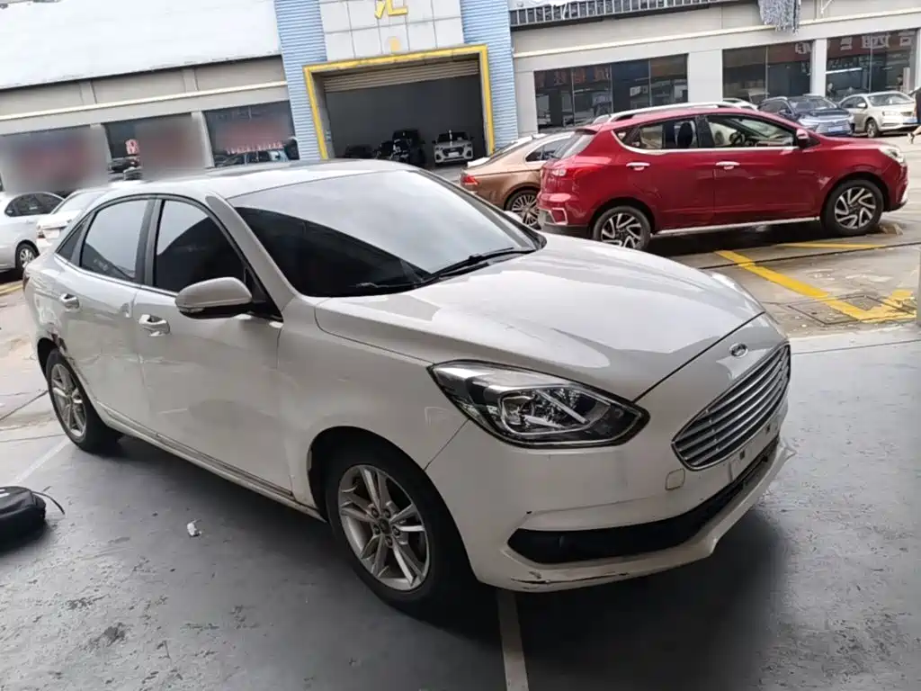 Ford Escort — миниатюра 4