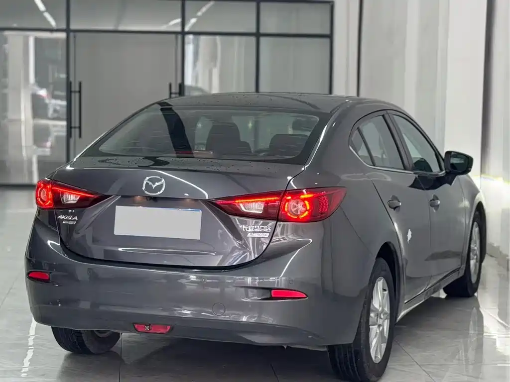 Mazda 3 Axela — миниатюра 6