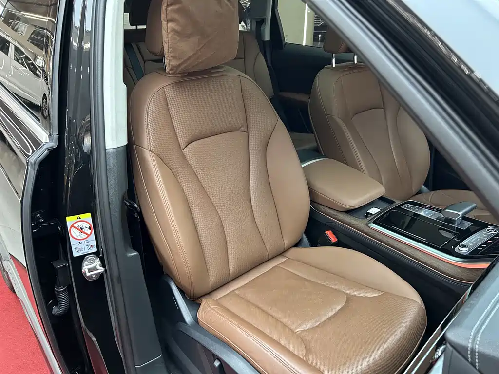 Audi Q7 — миниатюра 35