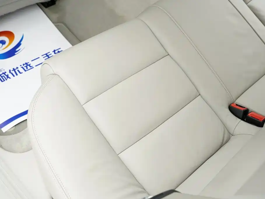 Audi A6L — миниатюра 12