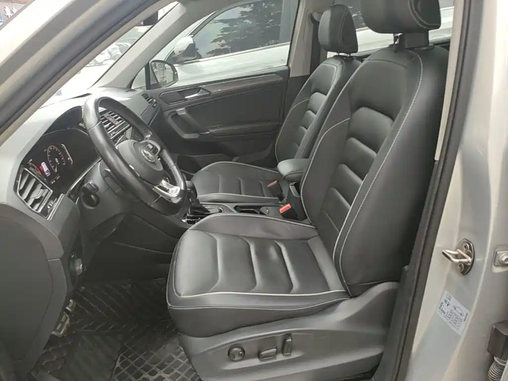 Volkswagen Tiguan L — миниатюра 15