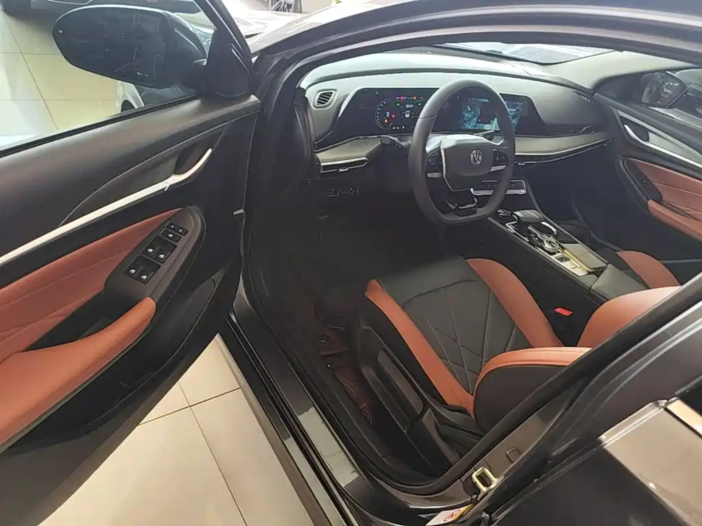 Changan Eado — миниатюра 16