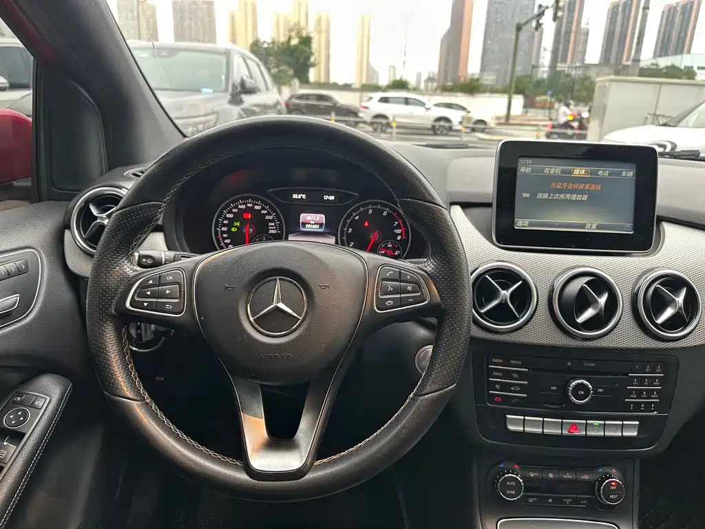 Mercedes-Benz B-Class — миниатюра 9