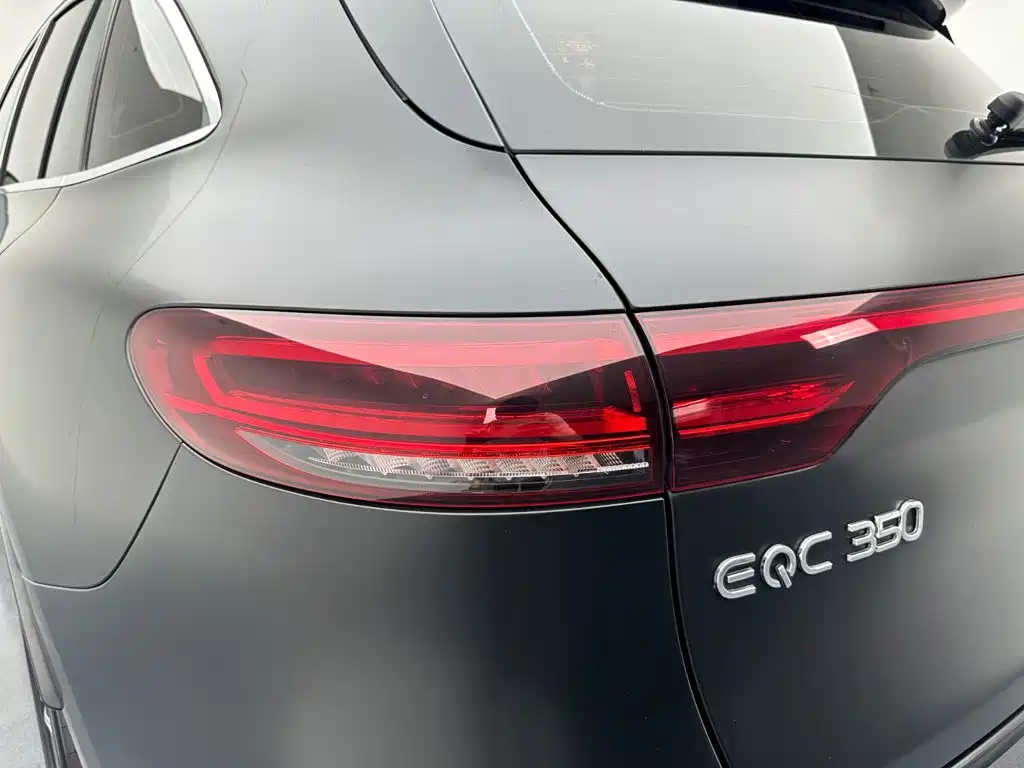 Mercedes-Benz EQC — миниатюра 25
