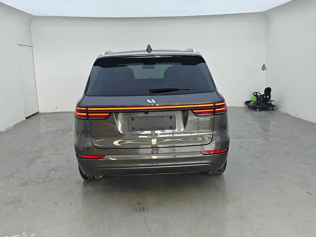 Li Auto Li ONE — миниатюра 8