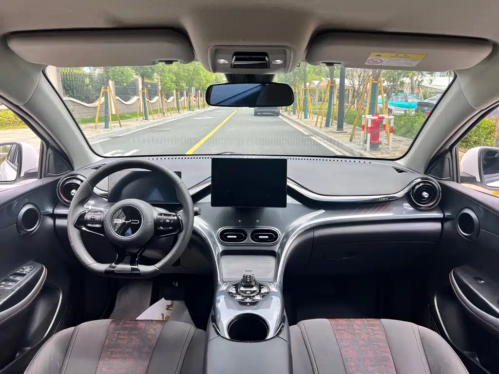 BYD e2 — миниатюра 11