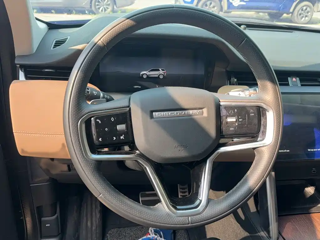 Land Rover Discovery Sport — миниатюра 3