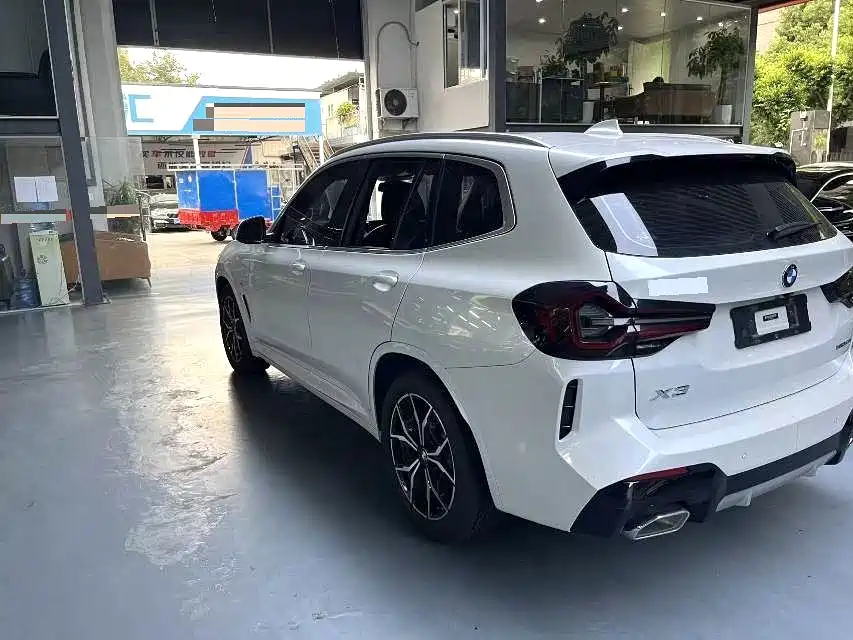 BMW X3 — миниатюра 9