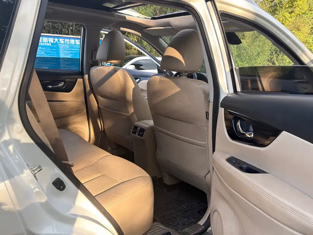 Nissan X-Trail — миниатюра 21