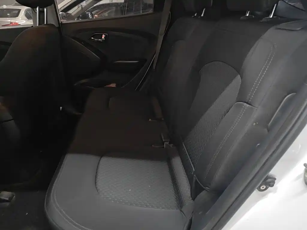 Hyundai ix35 — миниатюра 17