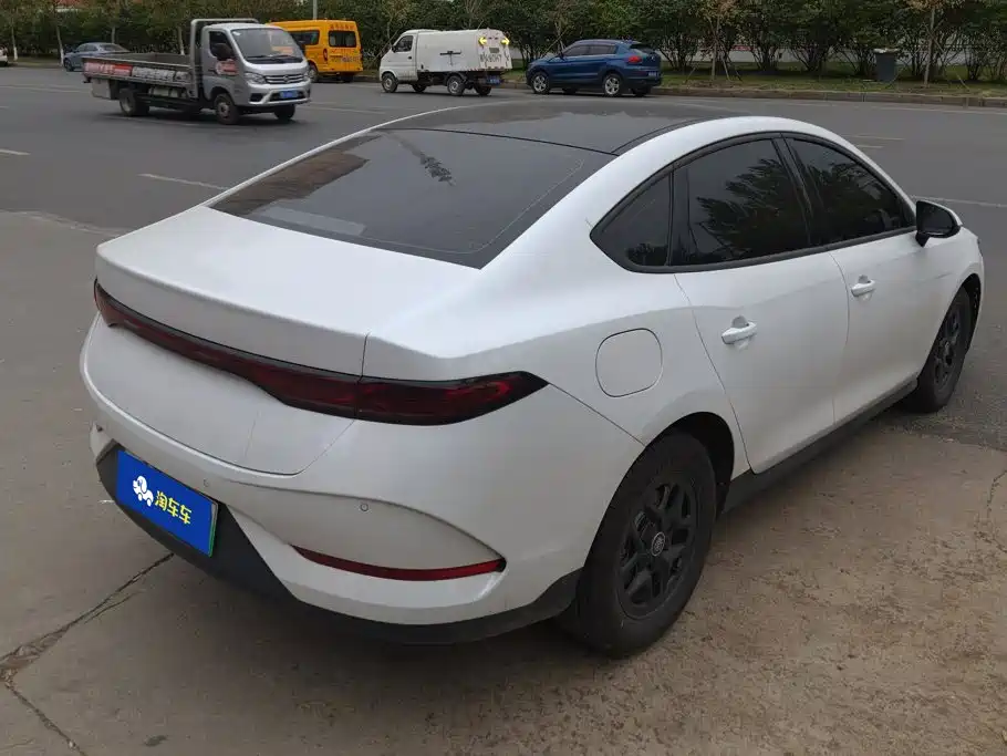 BYD Qin PLUS — миниатюра 3