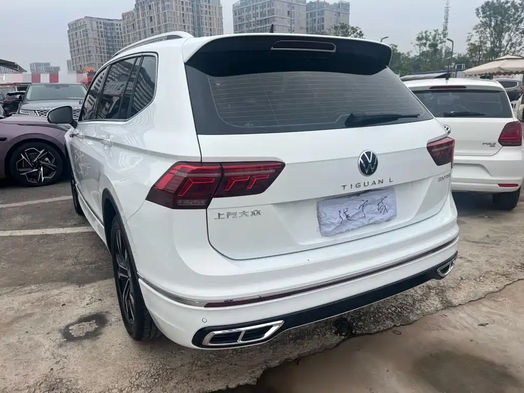 Volkswagen Tiguan L — миниатюра 6