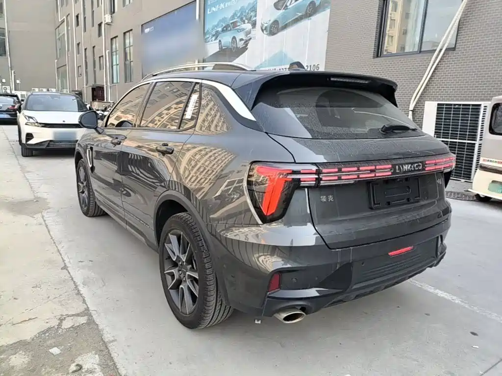 Lynk & Co 01 — миниатюра 5