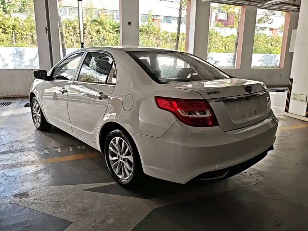 Geely Vision — миниатюра 5