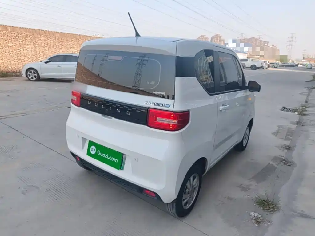 Wuling MINIEV — миниатюра 7