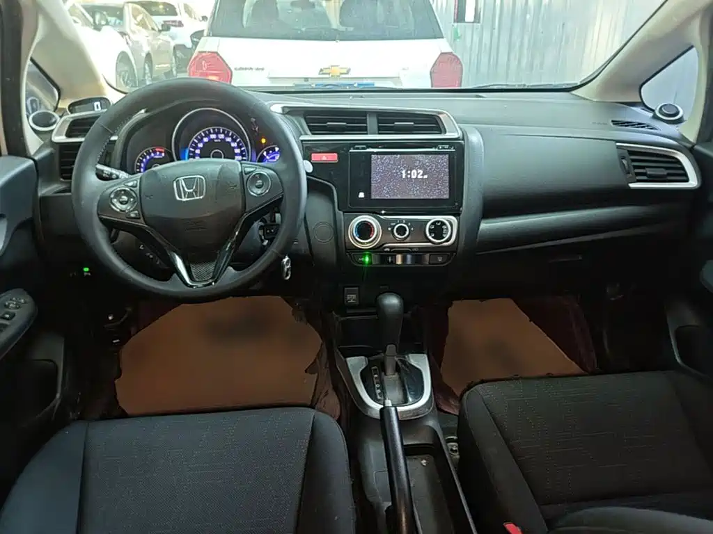 Honda Fit — миниатюра 10