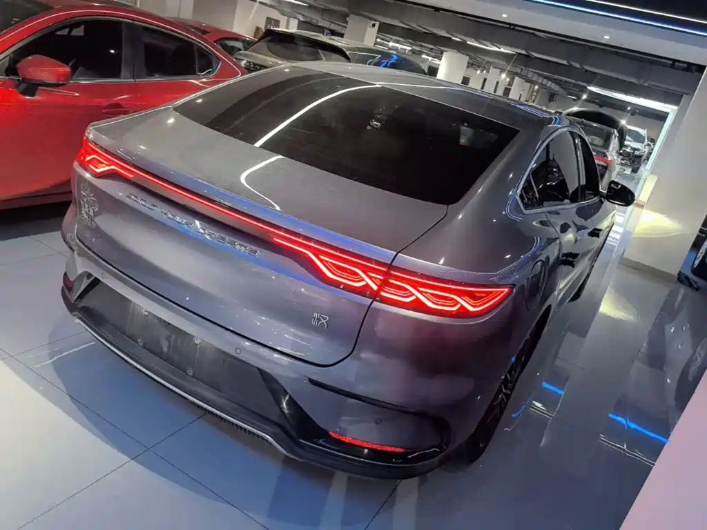 BYD Han — миниатюра 7