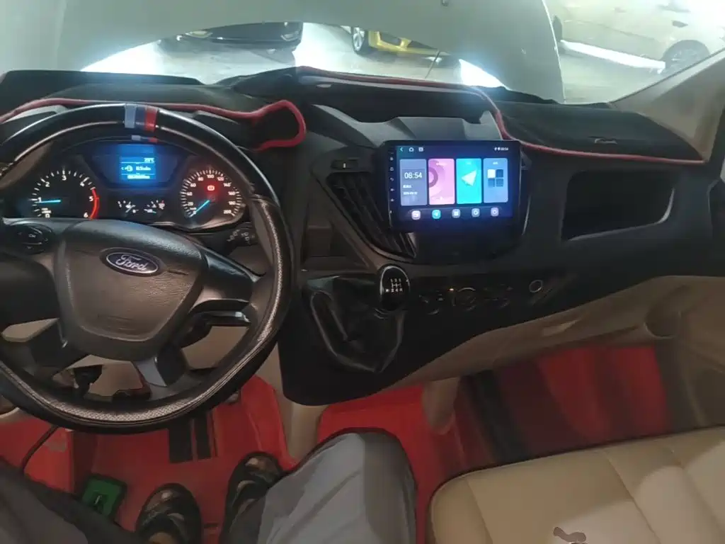 Ford Transit — миниатюра 10
