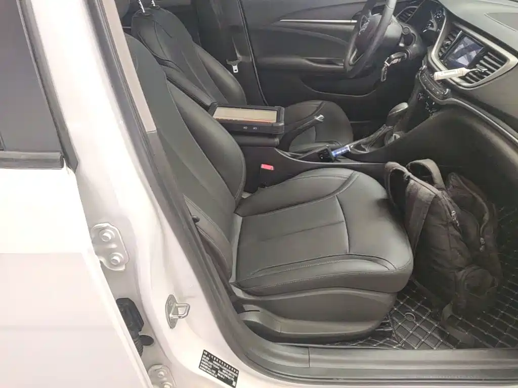 Buick Excelle — миниатюра 25