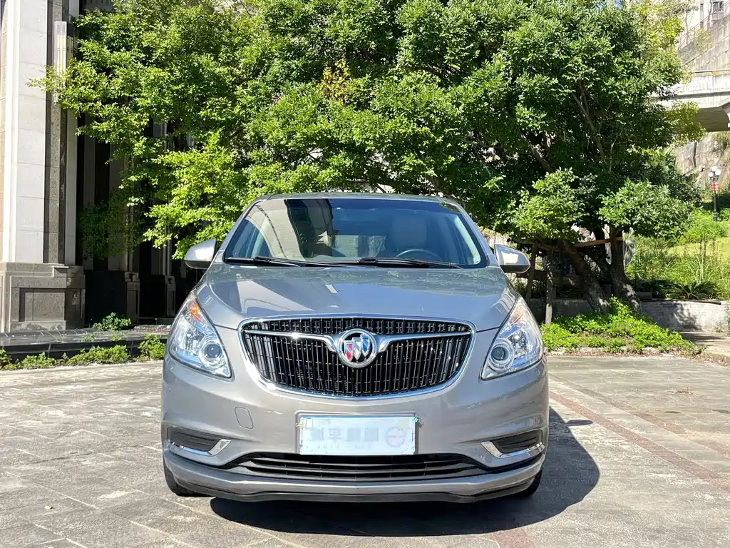Buick GL8 — миниатюра 2