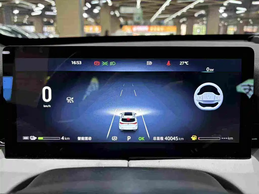 Changan UNI-Z New Energy — миниатюра 11
